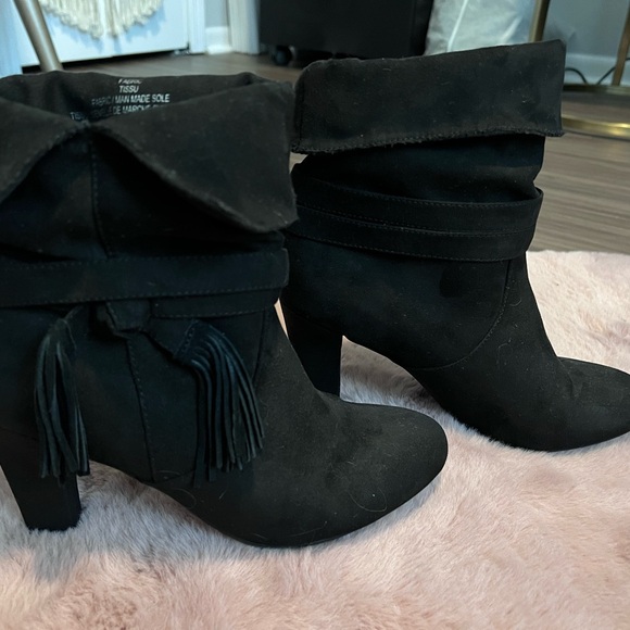 Express Booties - Picture 2 of 8